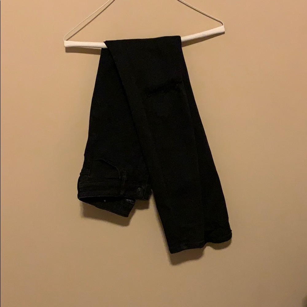 Black skinny jeans